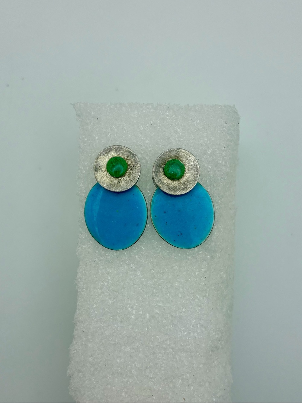Vintage Sterling silver blue enamel earring